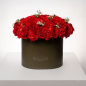 Red Roses Olive Box