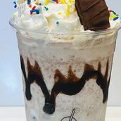 KINDER BUENO BOBA