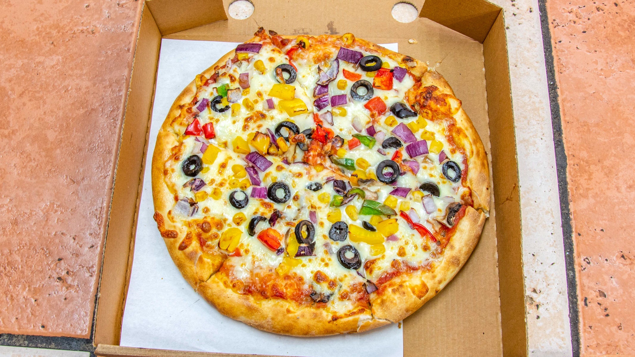 Top Vegetarian Pizza (Vegetarian)