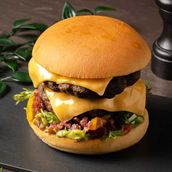 Artisans XXL Burger
