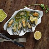 Grilled Mussels Lemon And Garlic Sauce