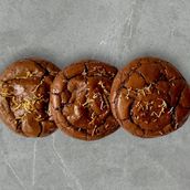 Brownie Dubai Chocolate Cookies 2 Pieces