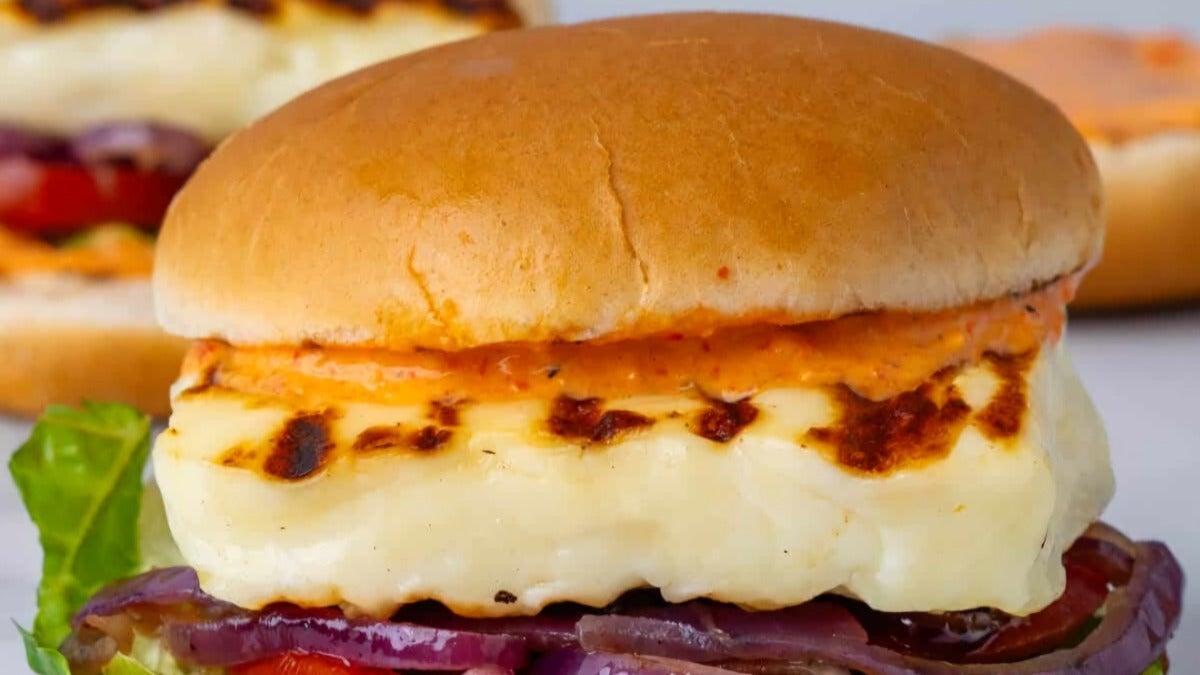 Halumi burger