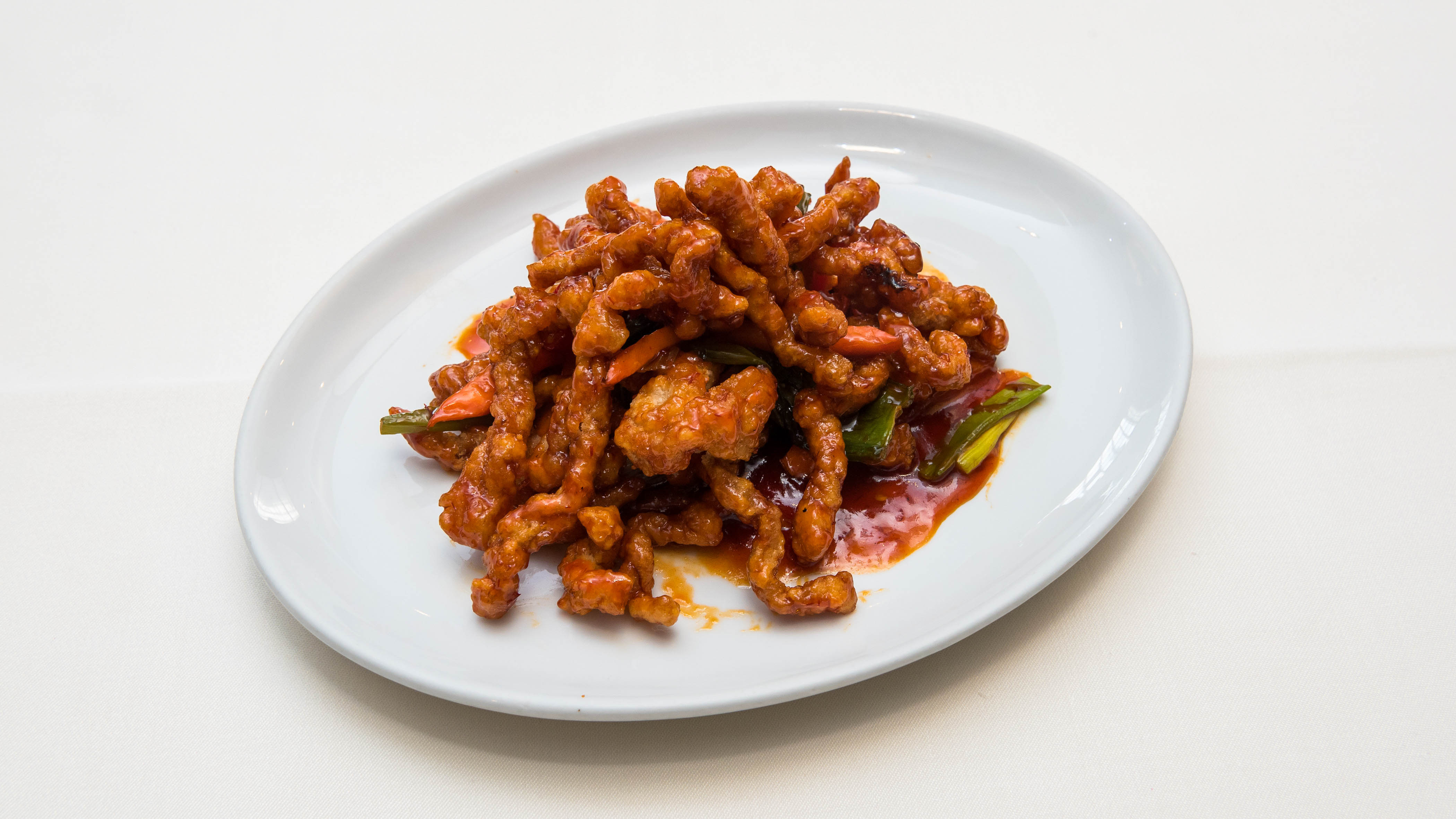 Crispy Shredded Beef with Carrots in Chilli 干牛絲