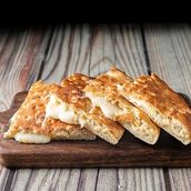 5 Cheesy Shamiyat And 300 Ml Cola