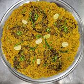 Sejal 5 To 6 Persons -  سجل 5 الي 6 اشخاص