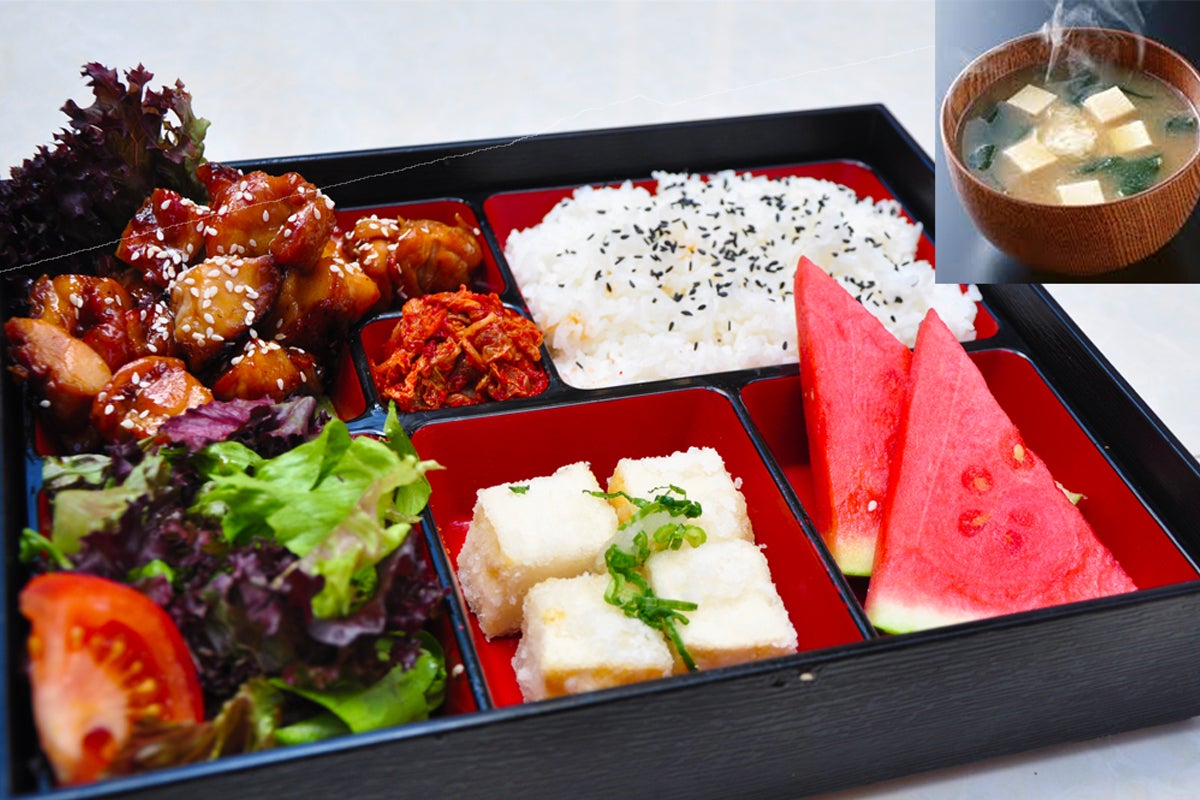 Salmon Teriyaki Bento 三文鱼弁当