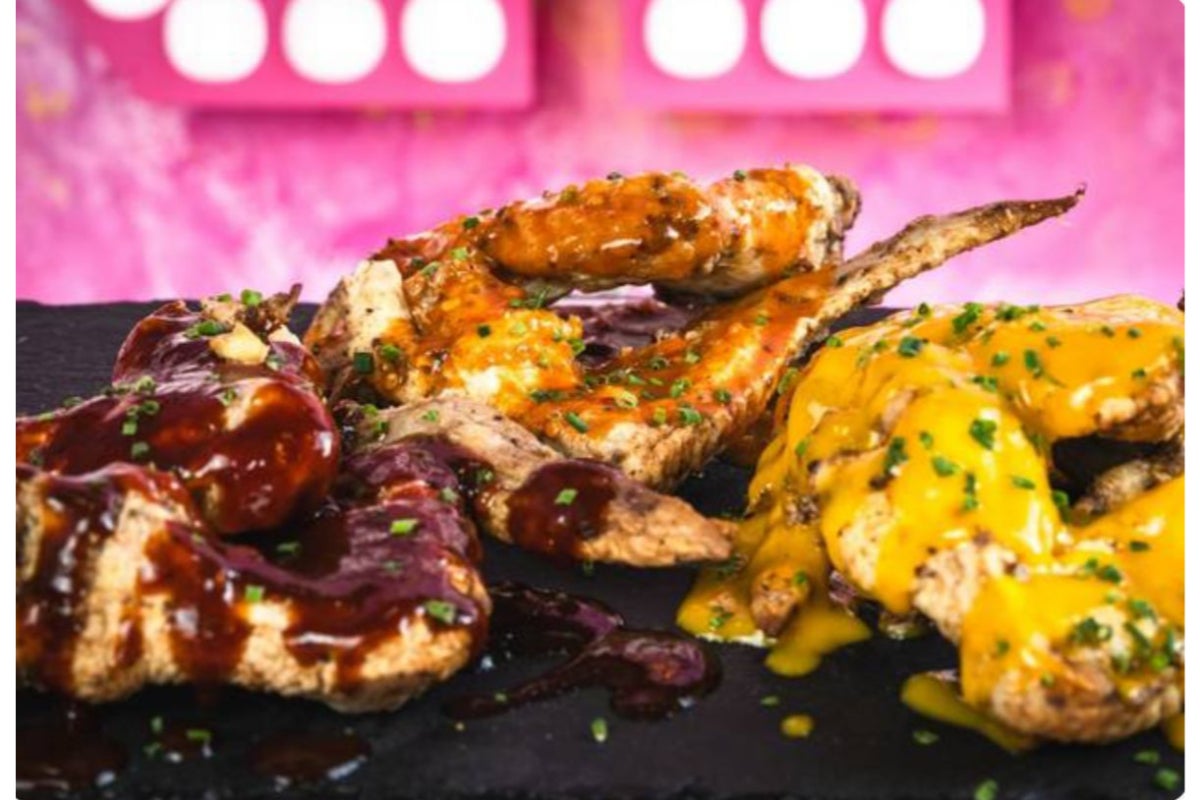 Grilled Buffalo Chicken Wings (3 pieces)
