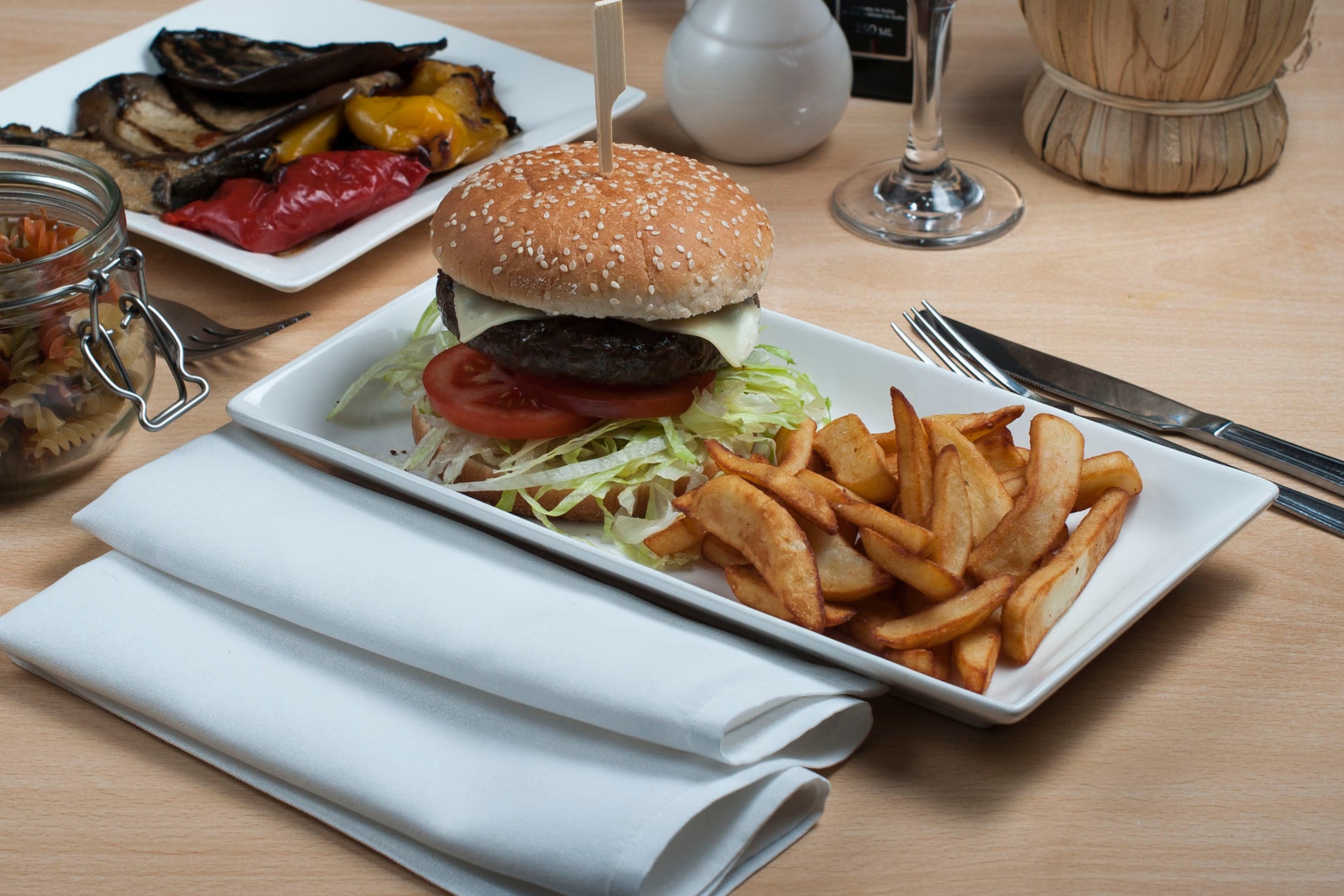 Mamma Mia Angus Beef Burger