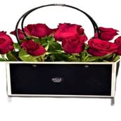 15 Pcs Red Roses In Black Bag
