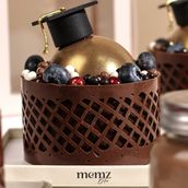 Mini Reveal Cake- Graduation Celebration