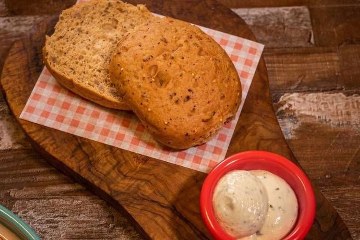 Pan Sin Gluten Con Ali-Oli