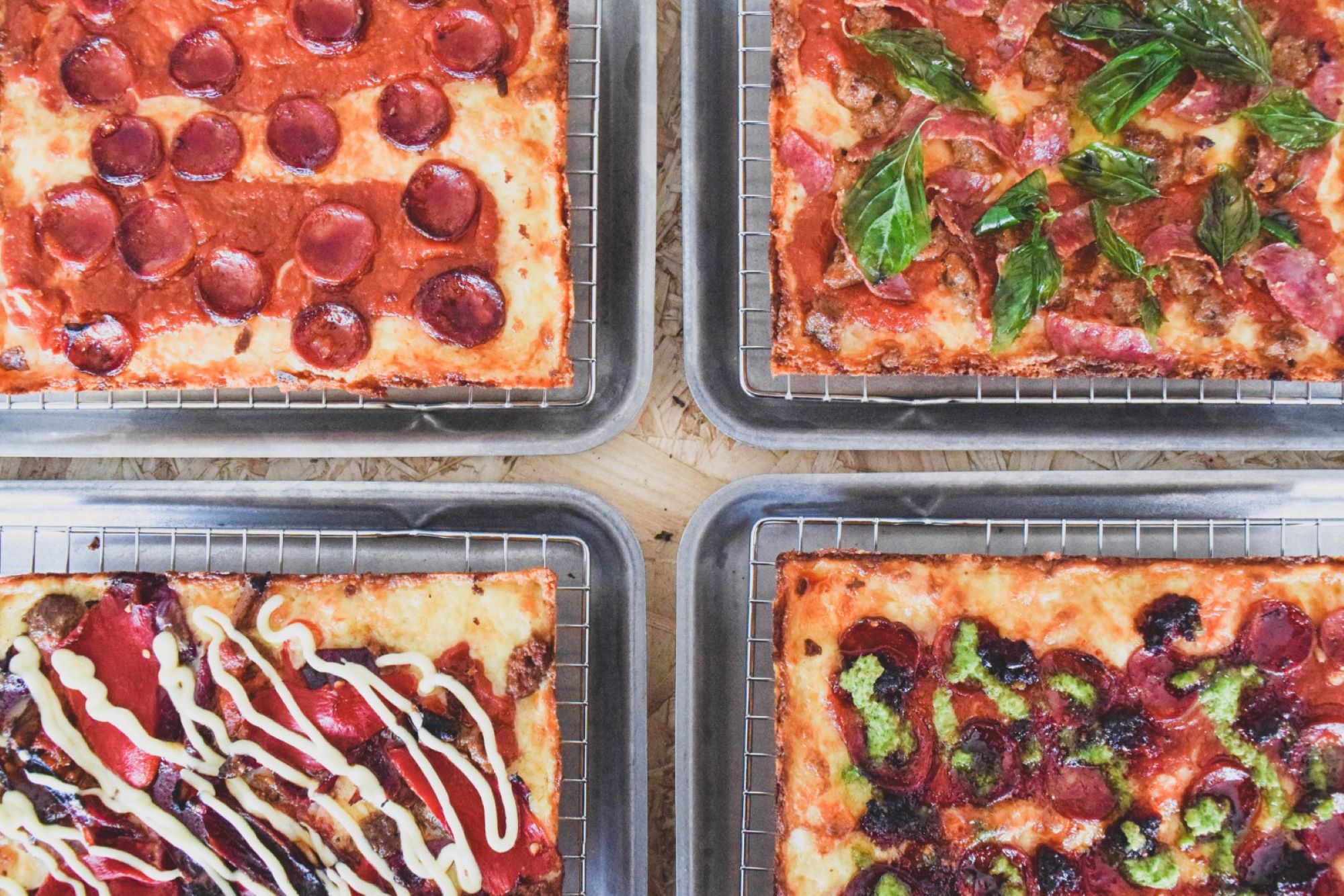 CORNER SLICE