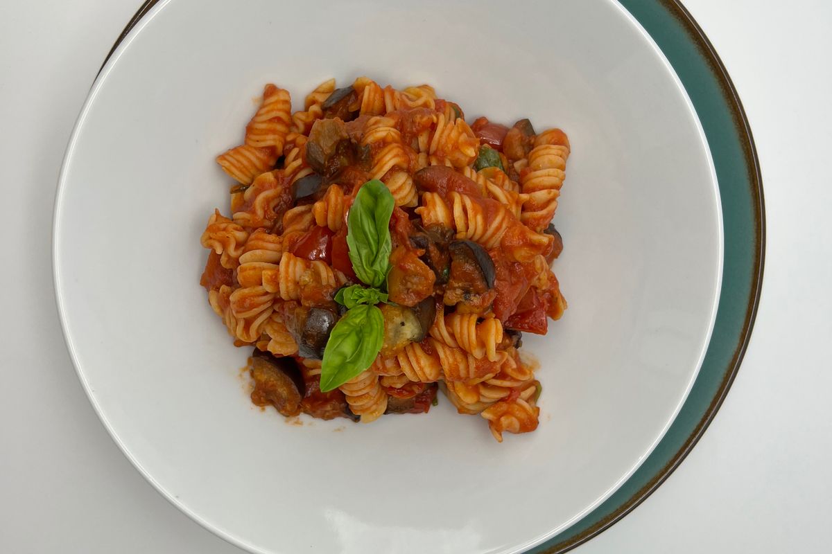 RIGATONI NORMA Short Pasta (V)