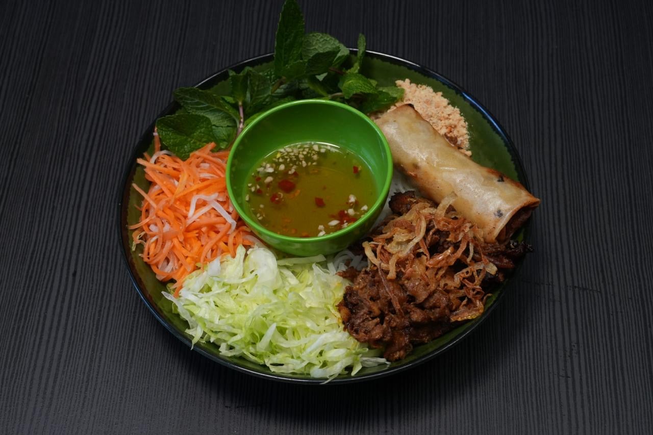 Bún Thịt (Steamed Vermicelli Bowls)