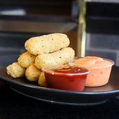 Mozzarella Sticks 6 Pcs