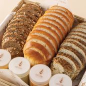 Mini toast basket