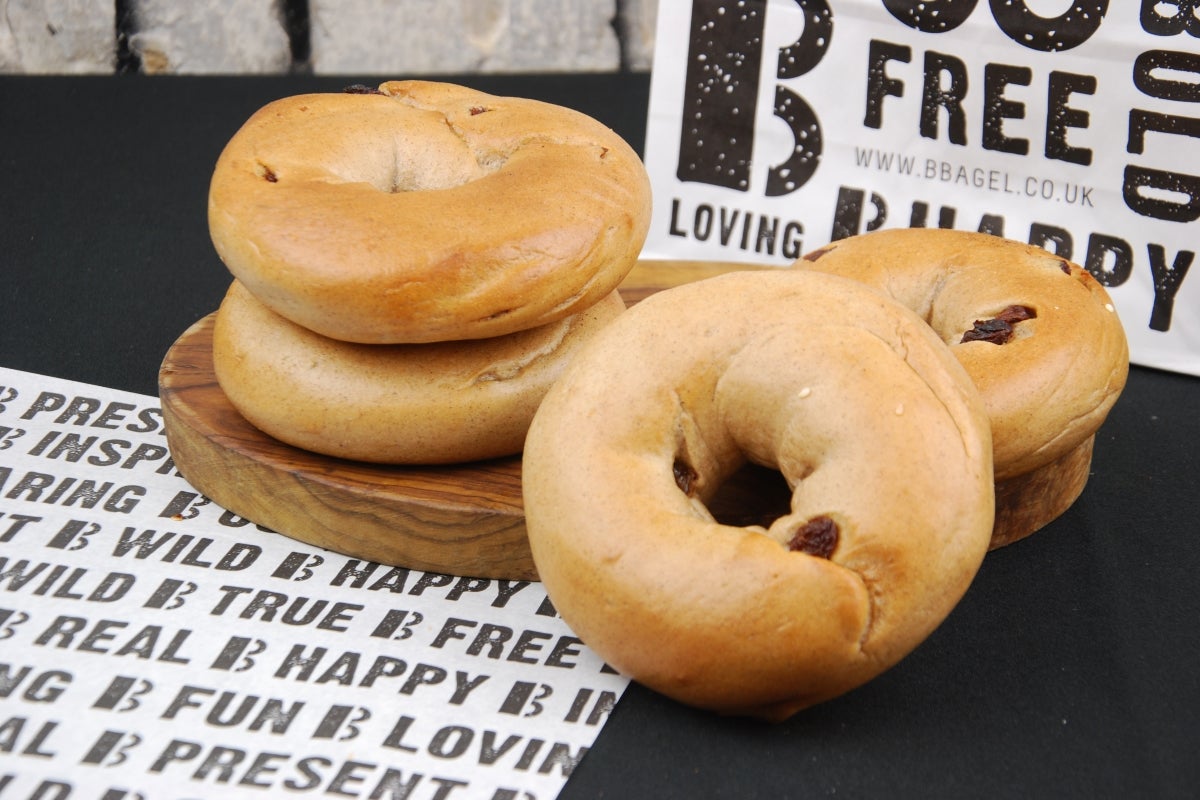Pack of 4 Cinnamon & Raisins Bagels