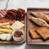  Cheese And Charcuterie Platter