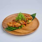 SPICY CHICKEN WINGS