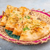 GARLIC NAAN