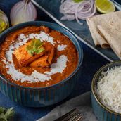 Chicken Tikka Masala(served with rice & 2 chapati)