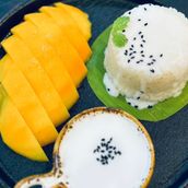 Mango Sticky Rice With Coconut Milk
