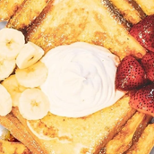 French Toast With Fruits