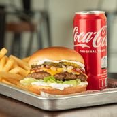 Classic Cheeseburger Meal