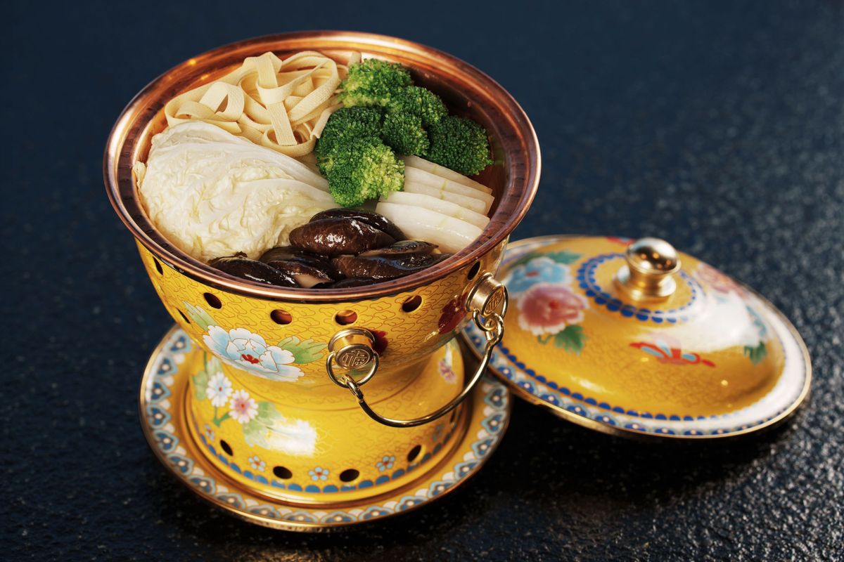  Veggie Mushroom Broth Bowl 菌菇素食一人冒菜火锅