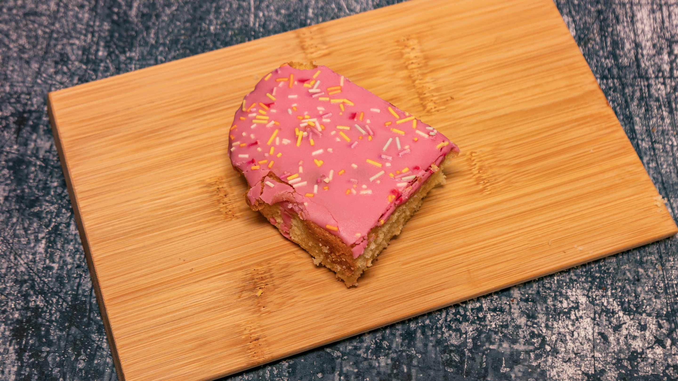 Old School Cake Pink