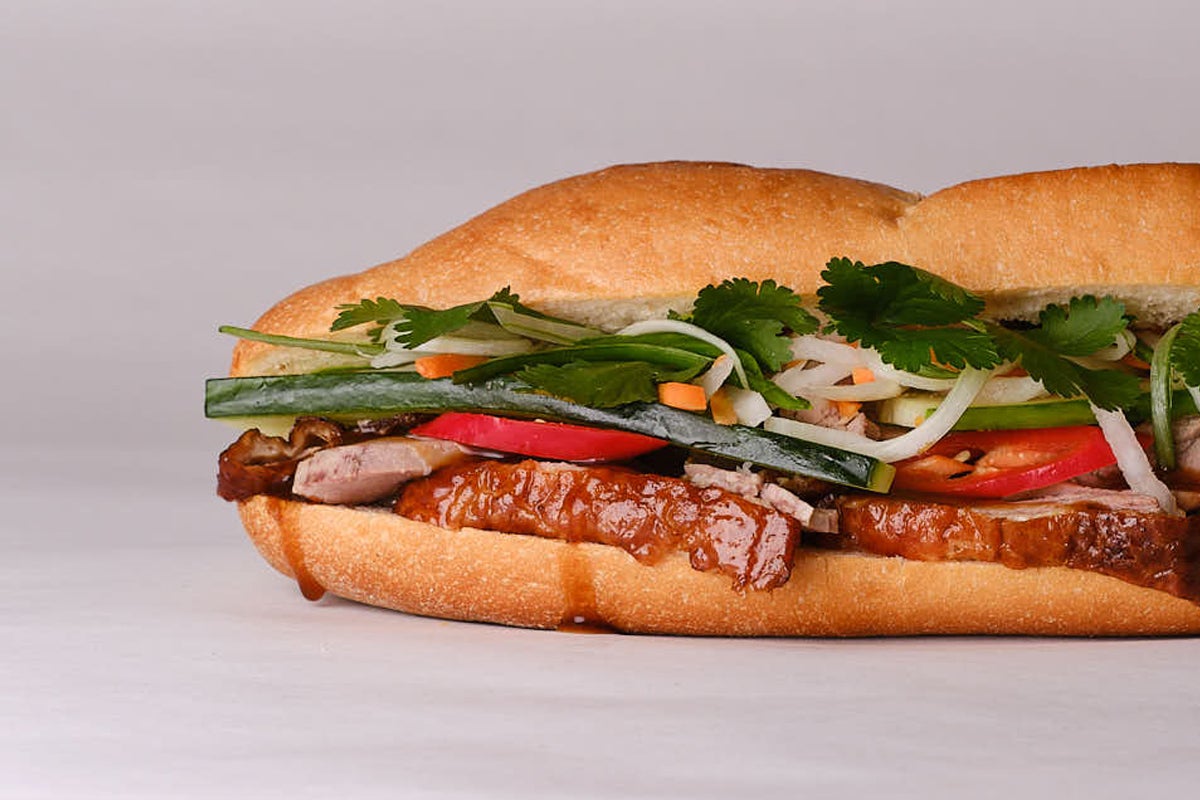 Roast Duck Banh Mi  ��