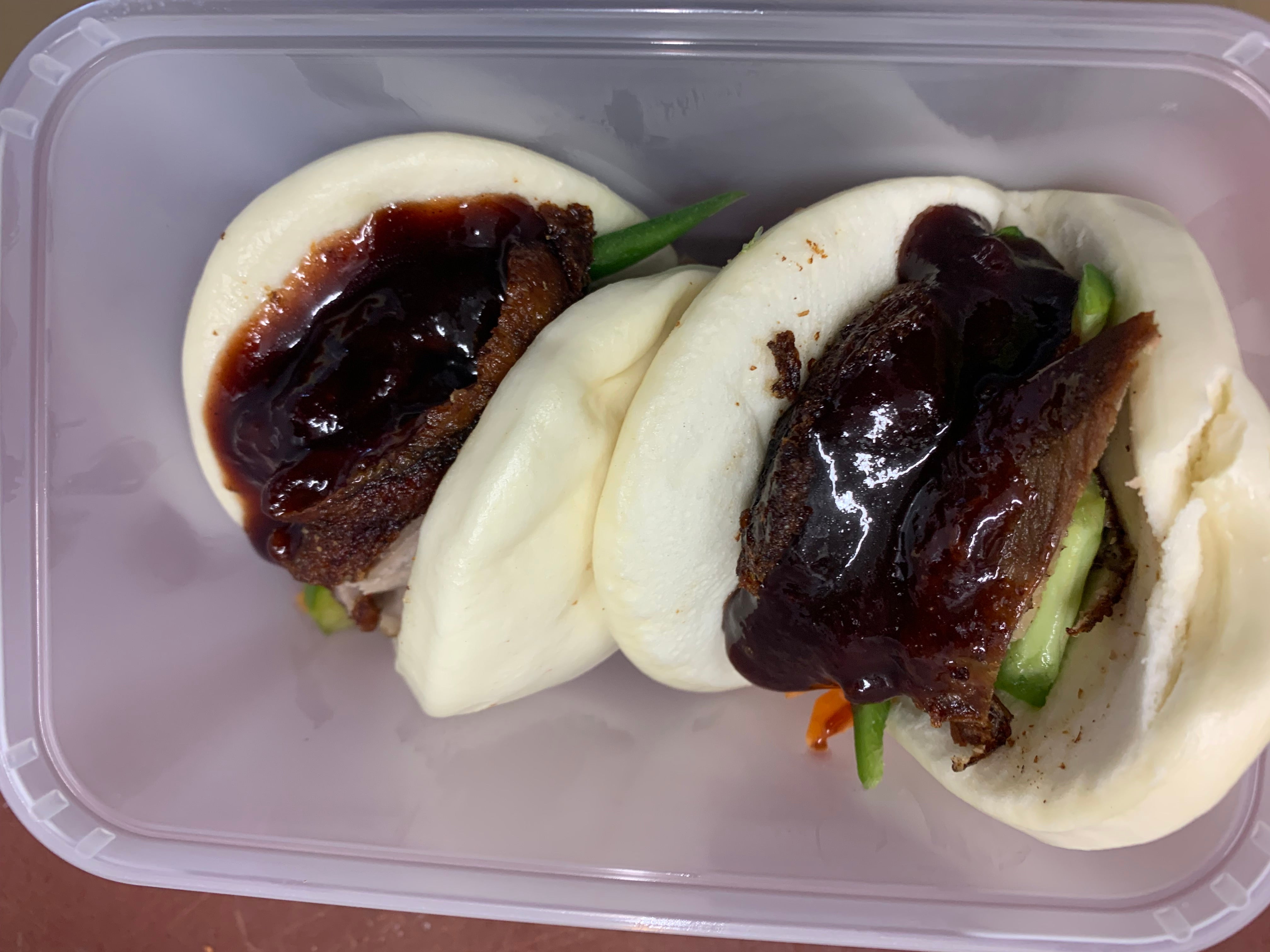 Roast Duck Bao Buns (2 Pieces) (烧鸭包(2)