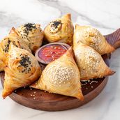 Uzbek Samsa (1 Pcs)