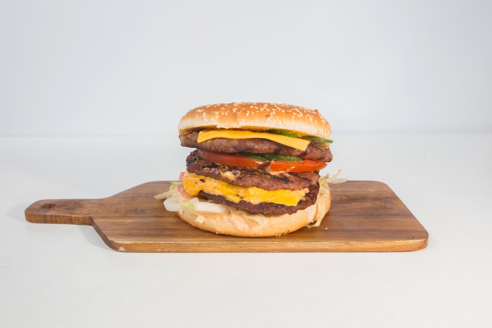 MIGHTY MEAT BURGER