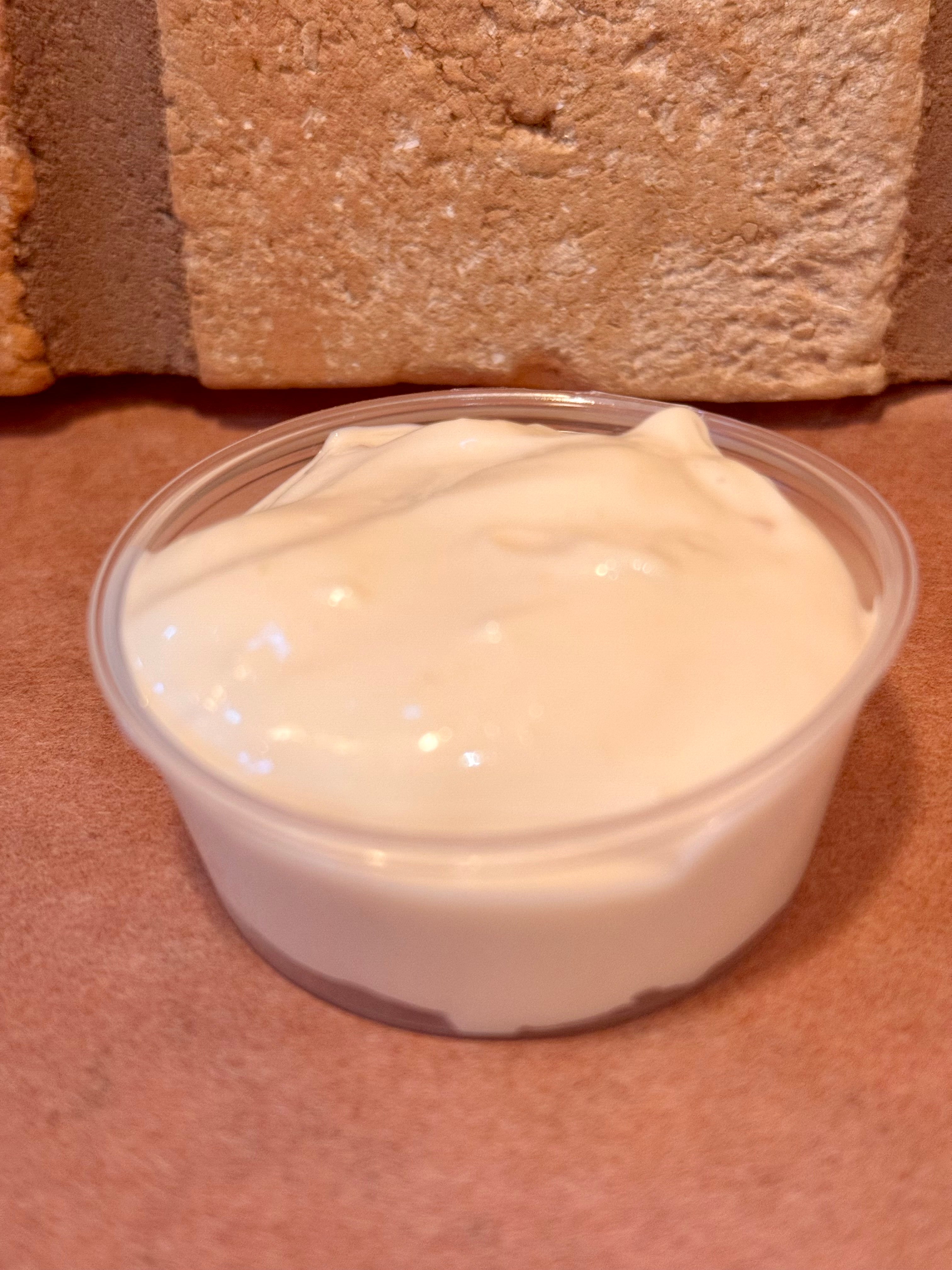Vegan Roasted Garlic Mayo Dip