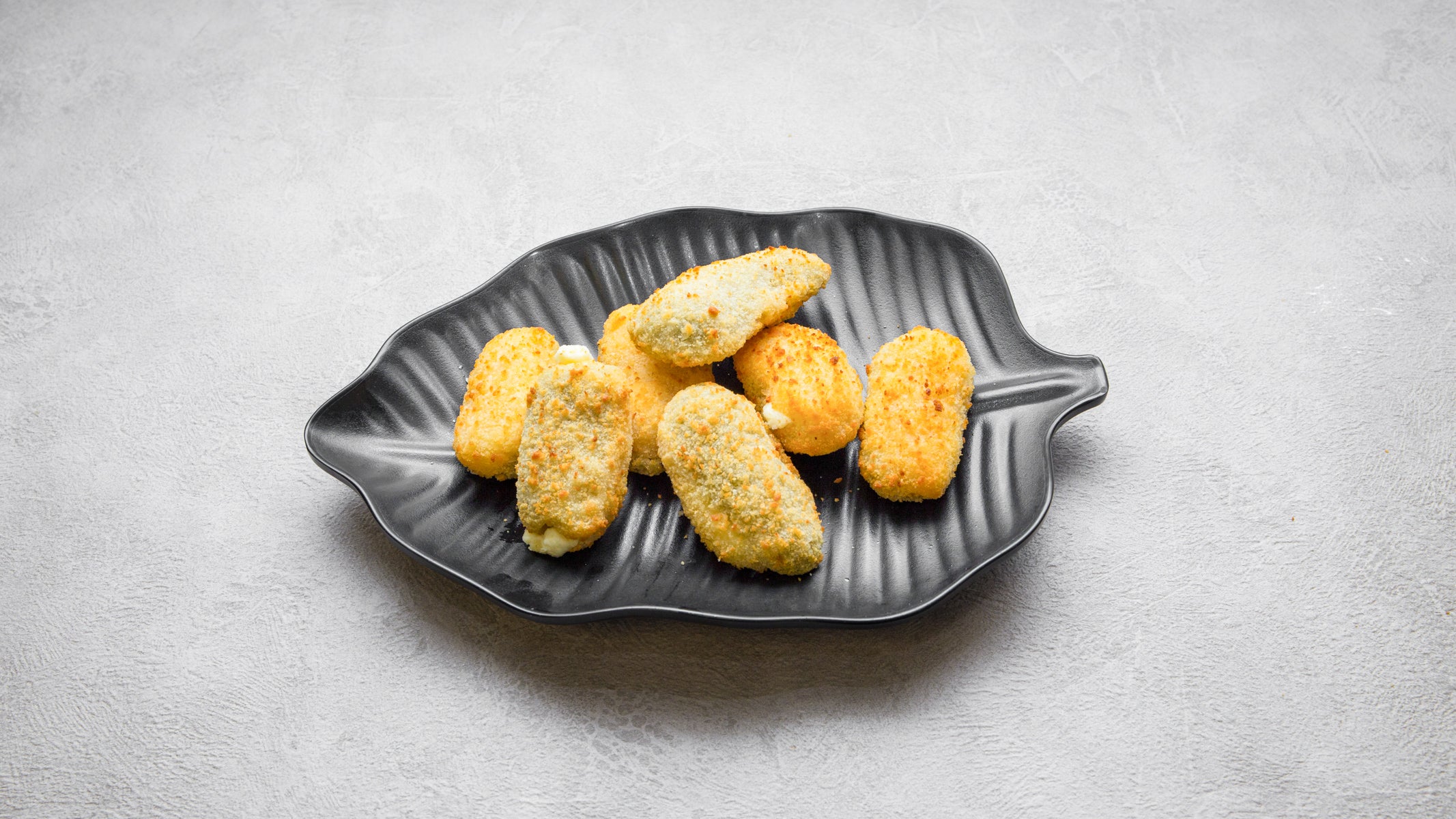 Hot Cream Cheese Jalapenos (7 Pieces) (v) (Spicy)