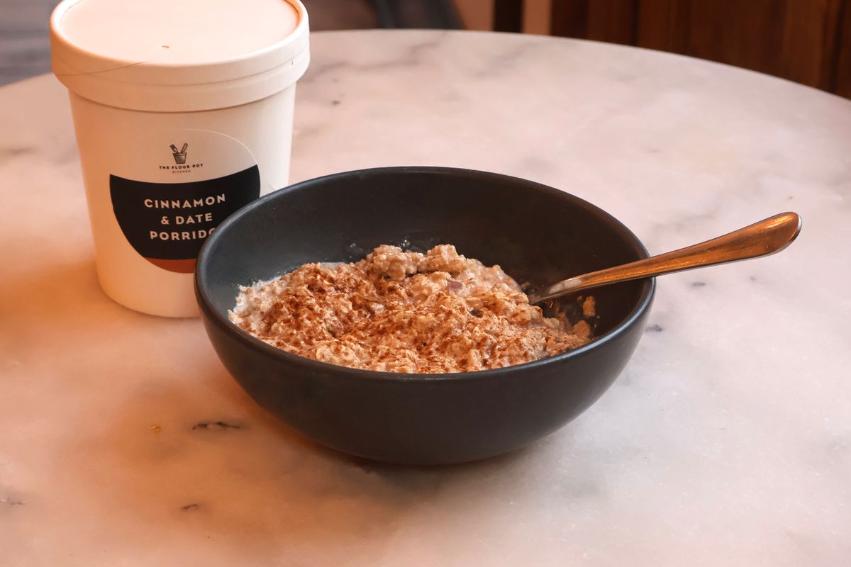 Cinnamon & Date Porridge