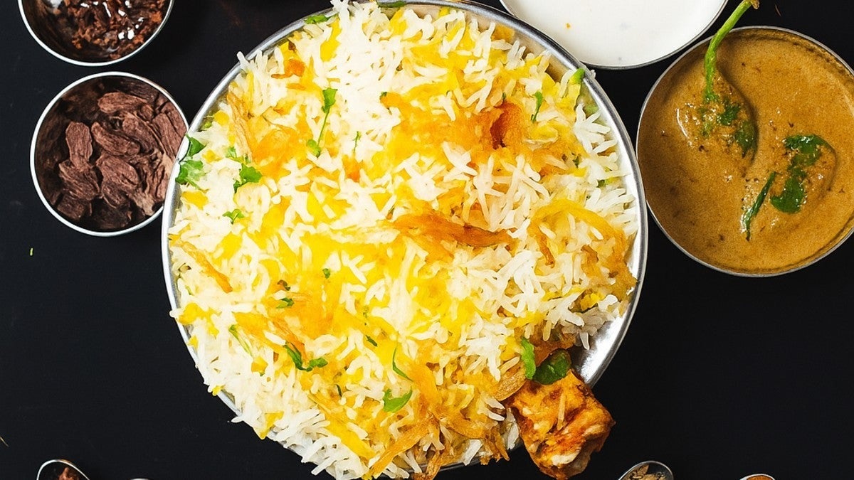 Hyderabadi Chicken Dum Biryani