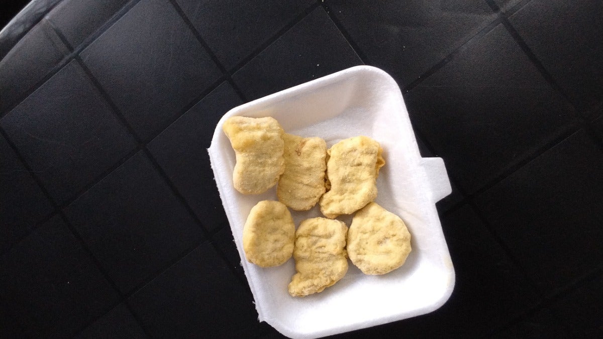 Chicken Nuggets (6)