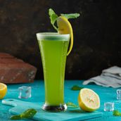 Lemon With Mint Juice