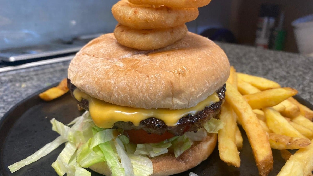 6 oz Aberdeen Angus Burger