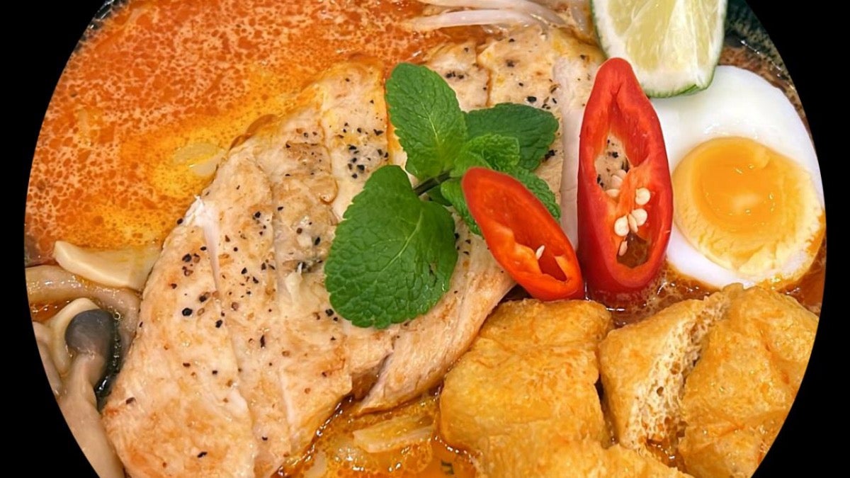 Chicken Curry Laksa