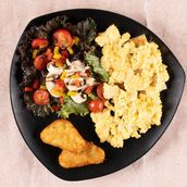 Scrambled Egg With Mixed Salad