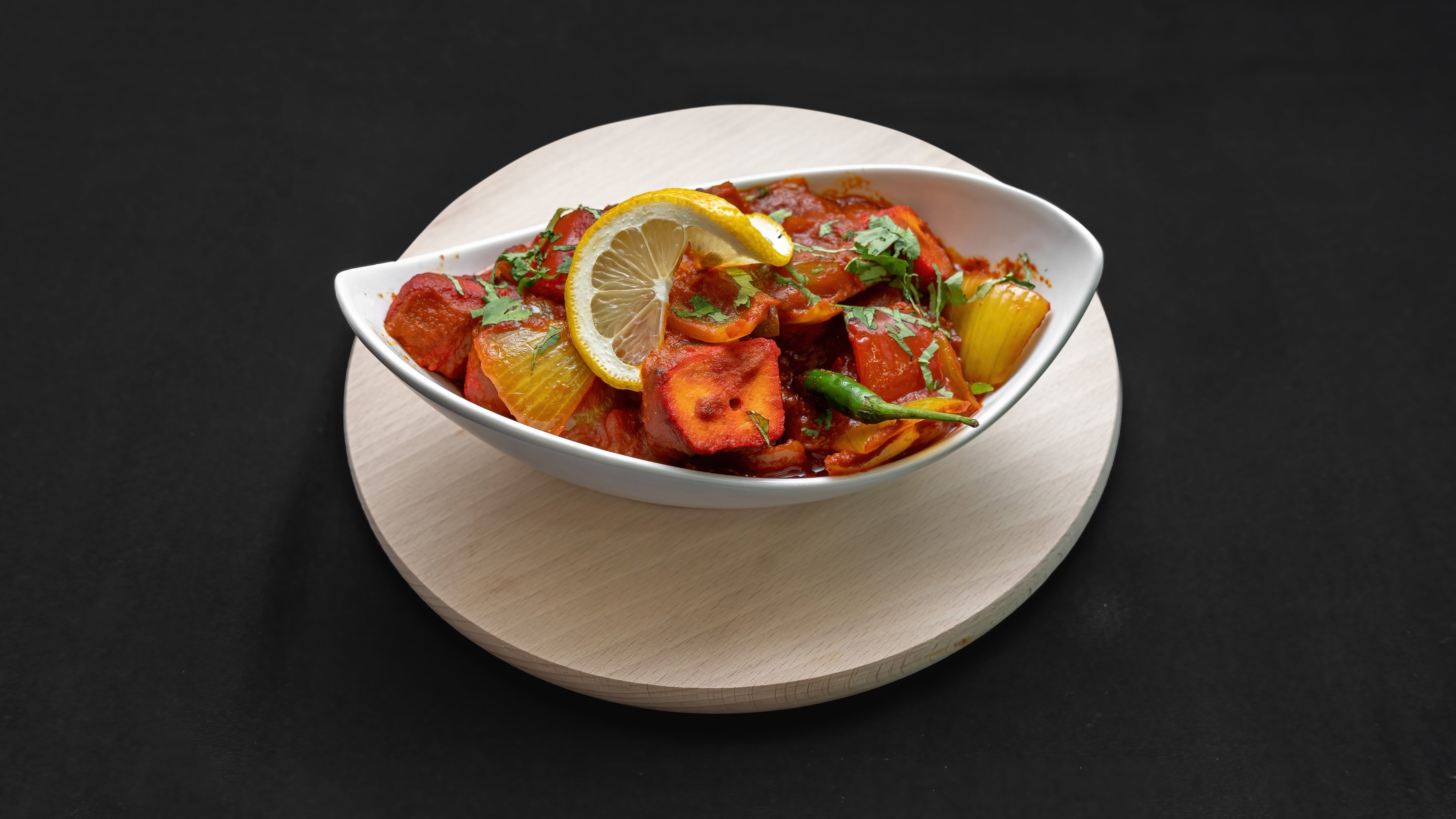Tikka Chilli Korai (Chicken or Lamb or Paneer)