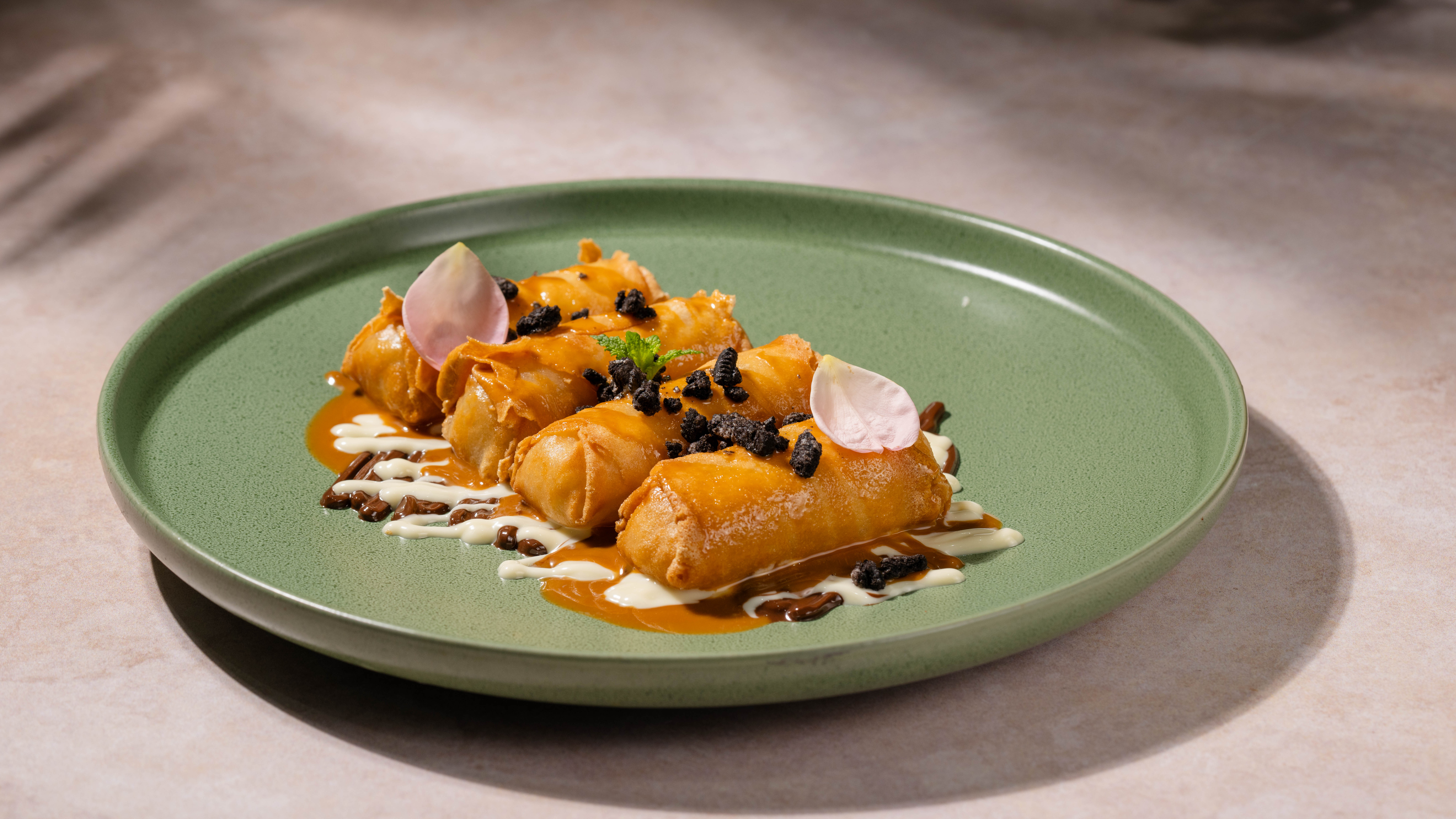 Mango & Sticky rice rolls