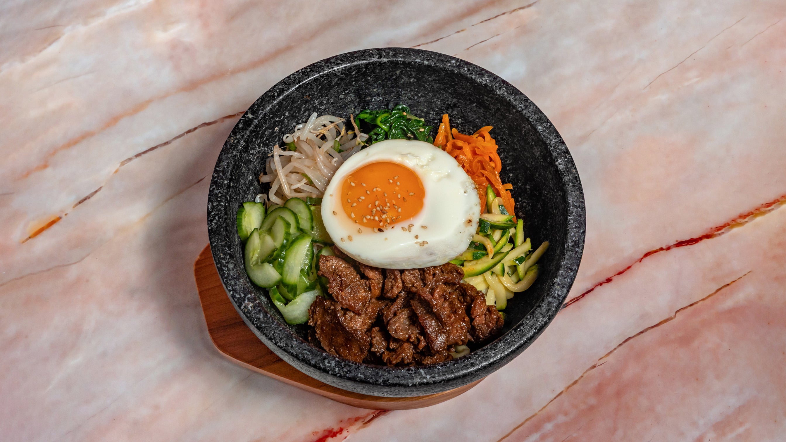 Beef Bulgogi Bibimbap - 소불고기 비빔밥