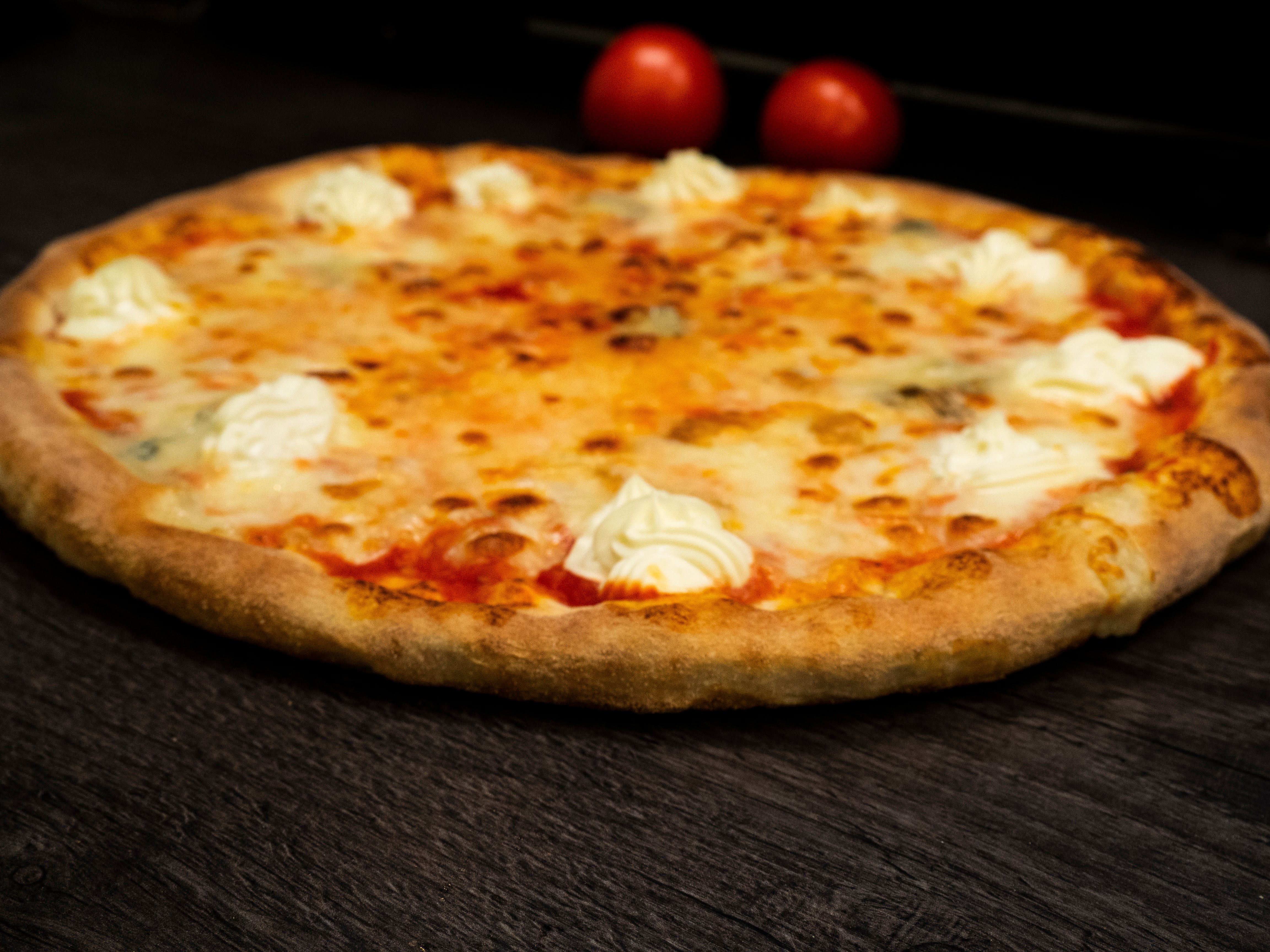 4 Formaggi Pizza