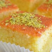 10 Pieces Basbousa Tray