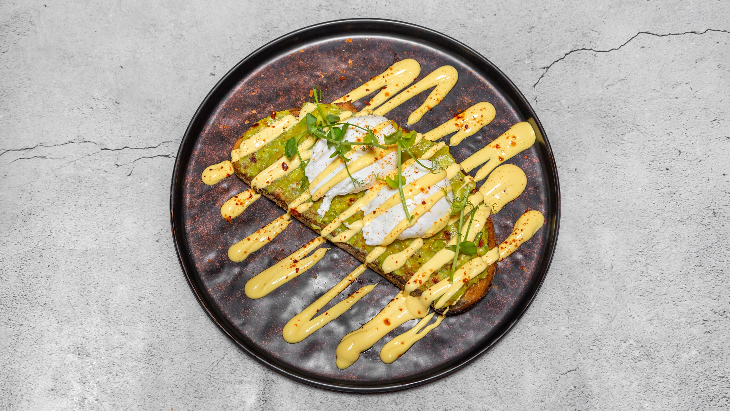 Smashed Avocado (V)